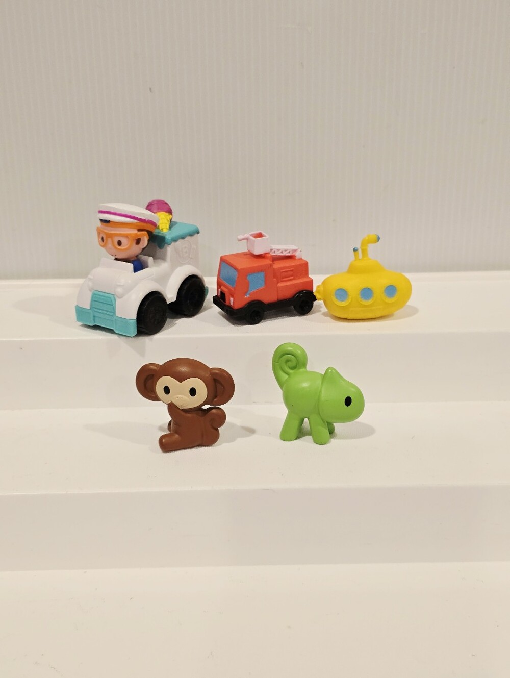 Blippi Mini Figure and Car Set